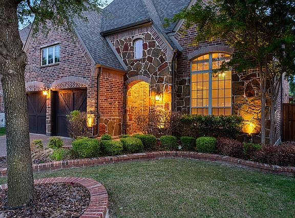 3rd image of 7805 Great Divide Ln