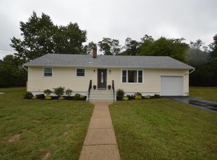 260 Adelphia Rd, Farmingdale, NJ 07727