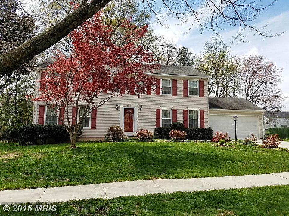 1st image of 8413 Clay Dr