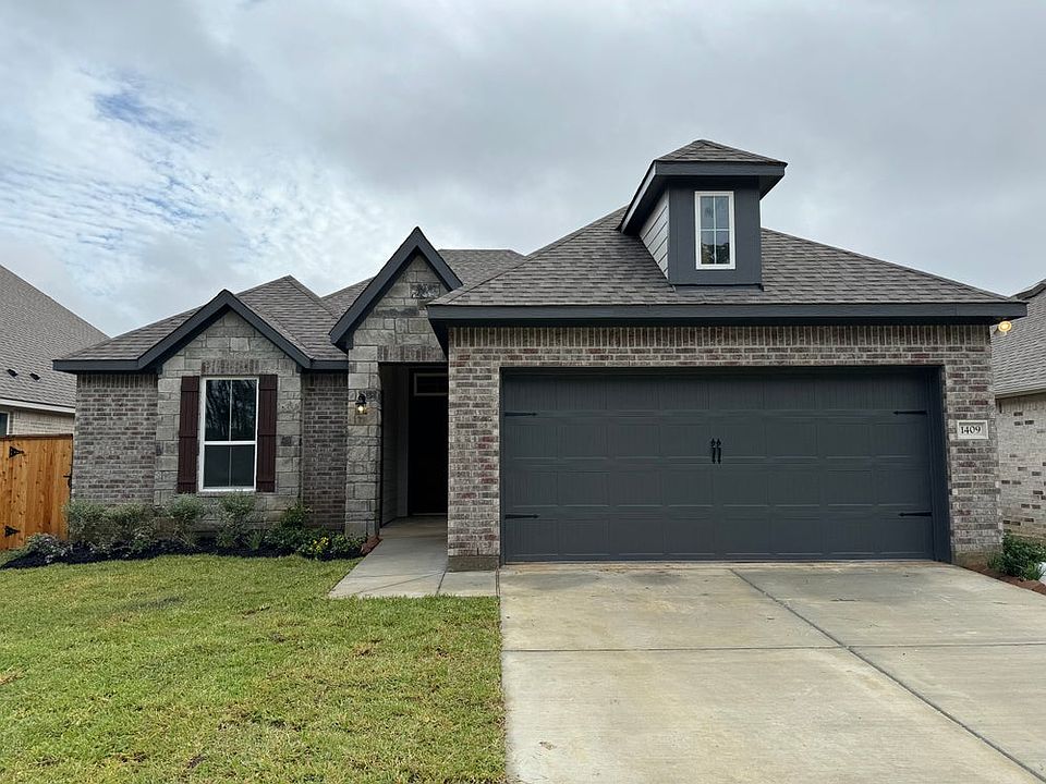 1st image of 1409 Grand Piton Dr