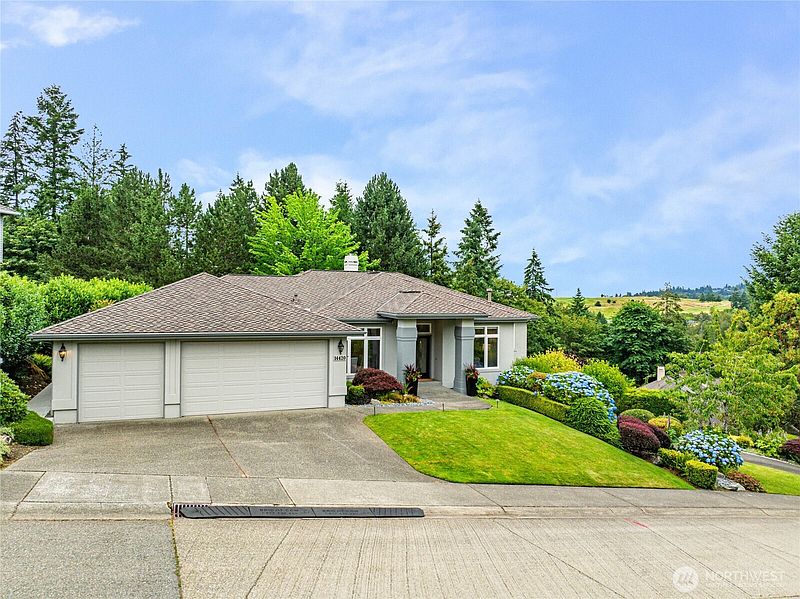 2nd image of 14420 SE 84th Street