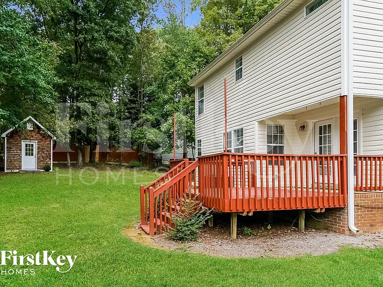 408 Indian Hill Rd — Photo 15