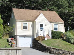35 Pinehurst Ave, Auburn, MA 01501