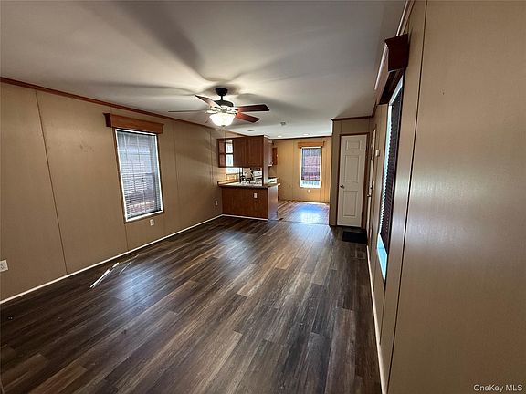 3rd image of 701 Sawkill #3