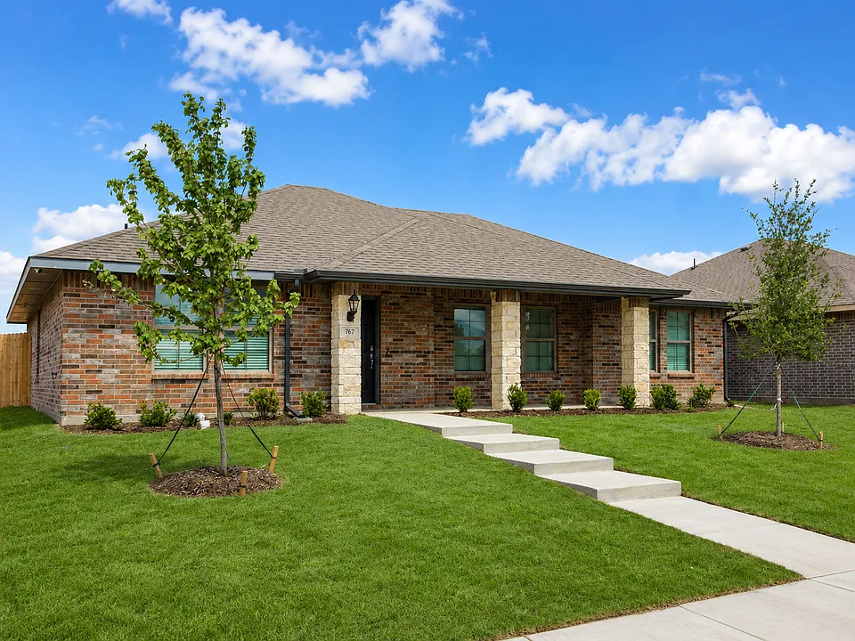 767 Basin Ct