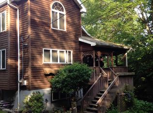 501 Norman Ct, East Stroudsburg, PA 18302