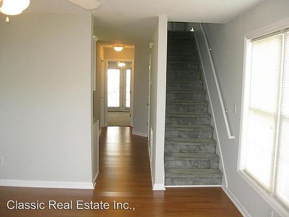 3rd image of 2835 Hanna Pl
