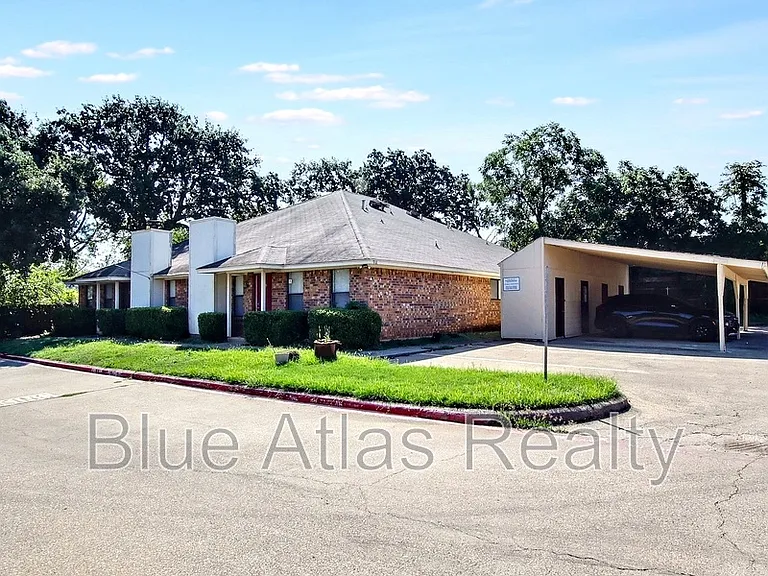 916 Hilltop Dr #C — Photo 15