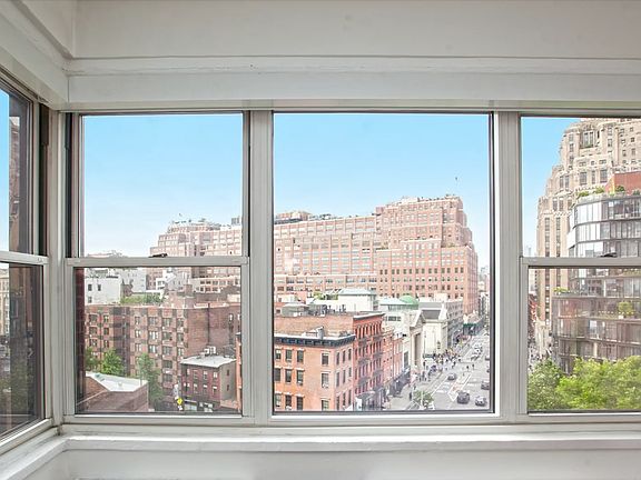 3rd image of 14 Horatio St APT 9G