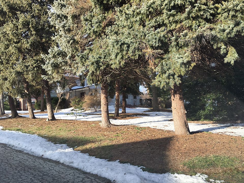 2nd image of 636 Mitchell Ave