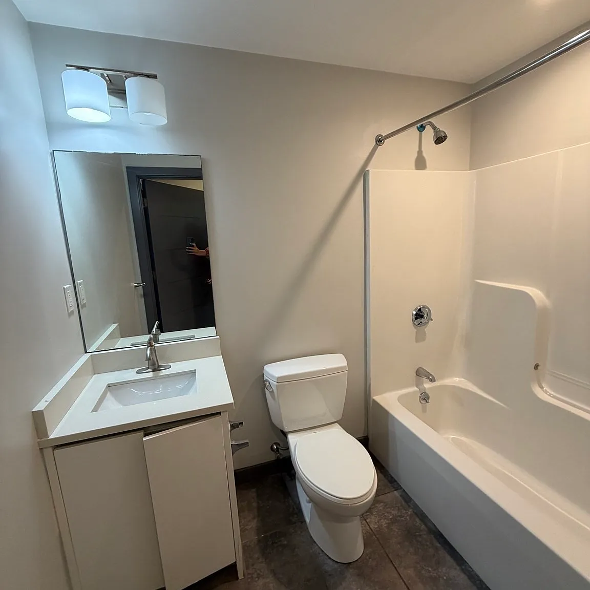 2 bed, 2.0 bath, 888 sqft, $2,283 — Photo 4