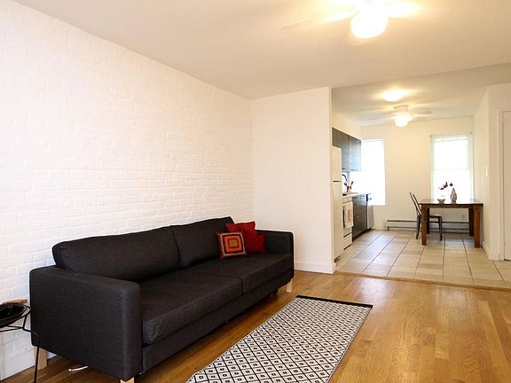 3rd image of 335 Gates Ave #1