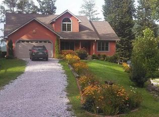 402 Eagle Ridge Rd, Roan Mountain, TN 37687