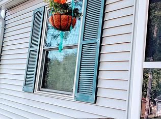 1235 Lyon Ave, Waterloo, IA 50702