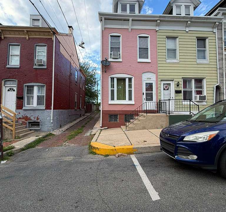 1st image of 1133 Douglass St