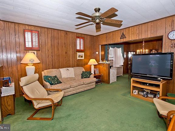 4th image of 604 Beechwood Ave