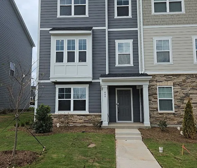 466 Carolina Springs Blvd — Photo 1