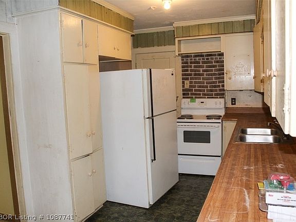 3rd image of 4006 Chaffee Dr
