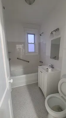 Rented by Aidonis Realty | media 4