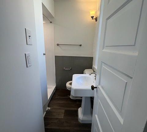 4th image of 322 N Newstead Ave APT 3e