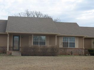 712 S Dogwood St #A, Luther, OK 73054