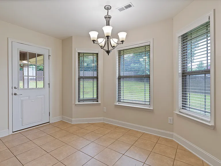 15828 Coach House Ct NW — Photo 5