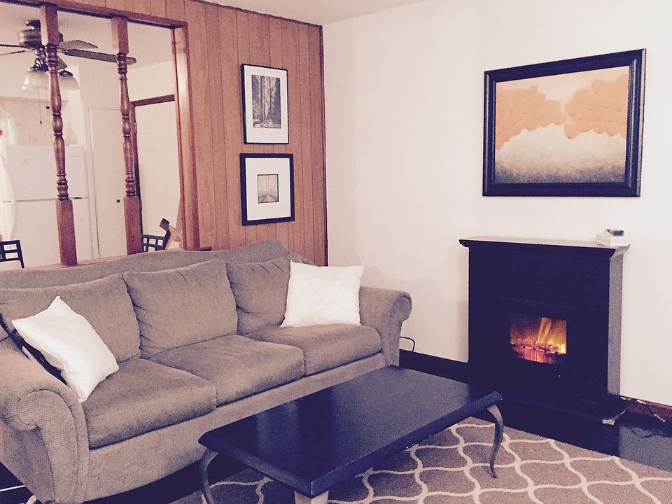 2nd image of 15619 Harriet St