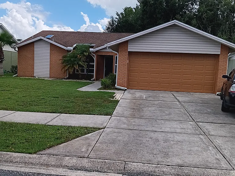 8136 Matthew Dr — Photo 6