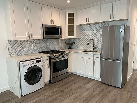 5th image of 4211 Franklin Ave #4213-1/2