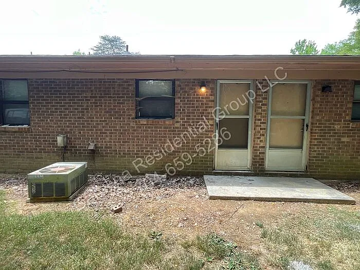 201 Arthur Dr #K — Photo 12