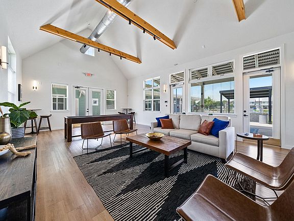 2nd image of 4801 NE Zac Lentz Pkwy #28537