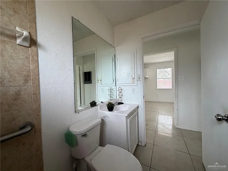 301 S Raul Longoria Rd — Photo 13