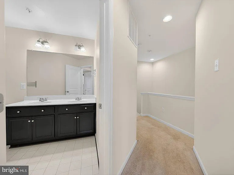 1169 Carinoso Cir — Photo 32