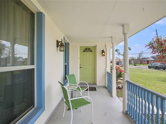 3rd image of 7609 Lady Gray St