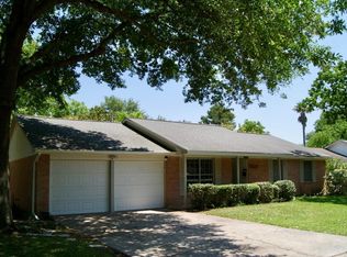 5522 Dryad Dr, Houston, TX 77035