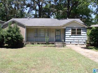 1404 Carol Cir, Midfield, AL 35228
