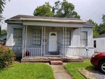 705 8th St, Lake Charles, LA, 70601