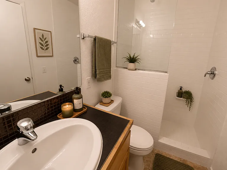 Park Place Apartments — Photo 14