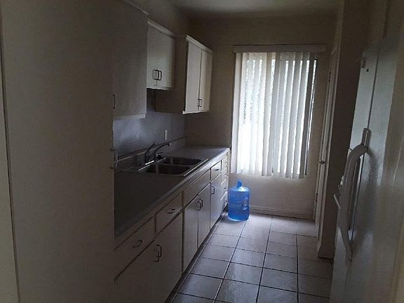 2nd image of 2745 S Fremont Ave APT 7