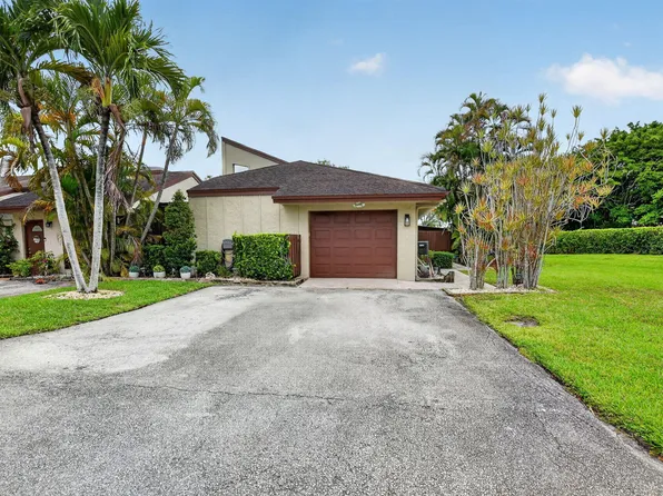 22718 Vistawood Way, Boca Raton, FL 33428