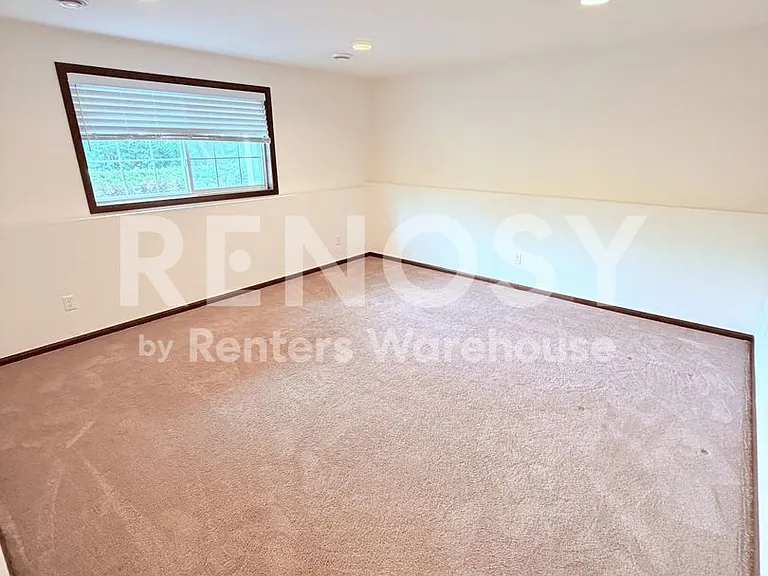 9580 Madison Dr #1 — Photo 32