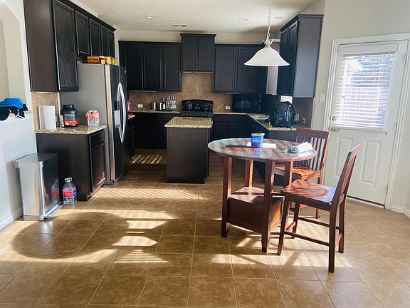 5th image of 2707 Lakecrest River Dr