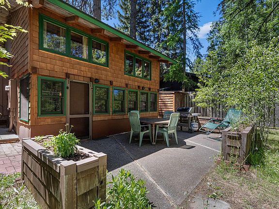 2nd image of 26104 SW Pine Dr