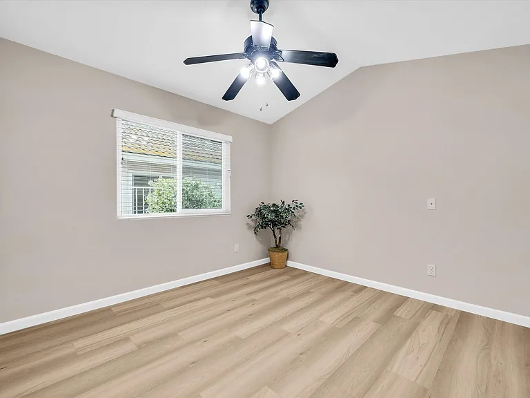 5741 El Palomino Dr — Photo 17