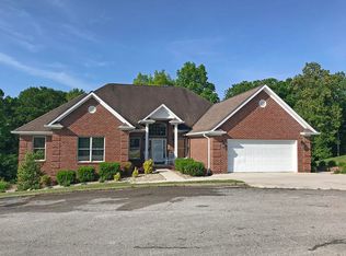 395 Lakepointe Dr, Somerset, KY