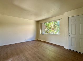 MAXSON, El Monte, CA 91732