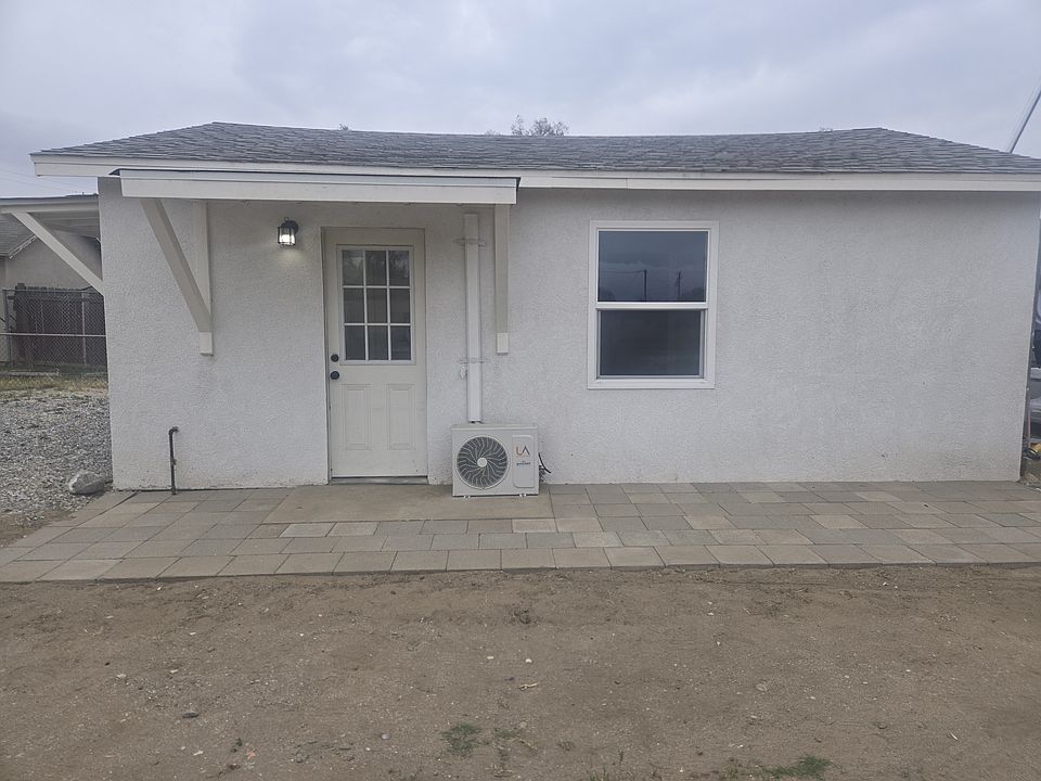 1st image of 9168 Cypress Ave #C