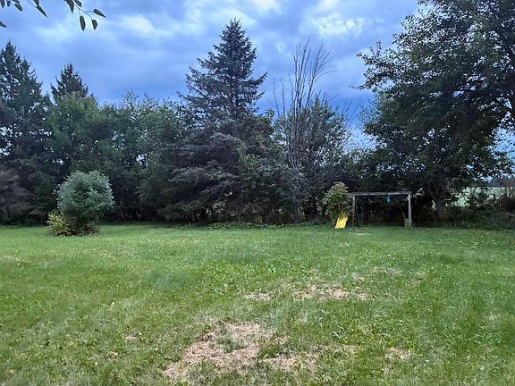 2nd image of 6115 N Greenvale Dr