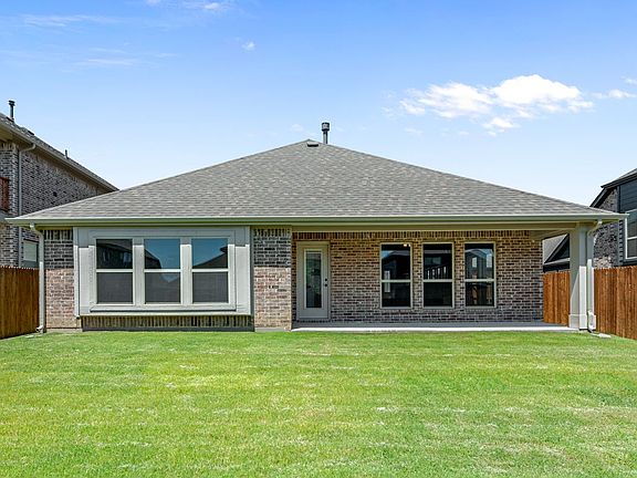 3rd image of 9005 Amistad Ln