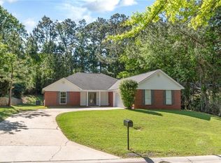 192 Bay View Dr, Daphne, AL 36526
